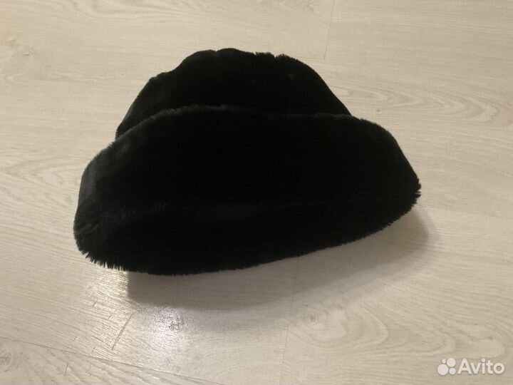 Зимняя шапка из эко меха