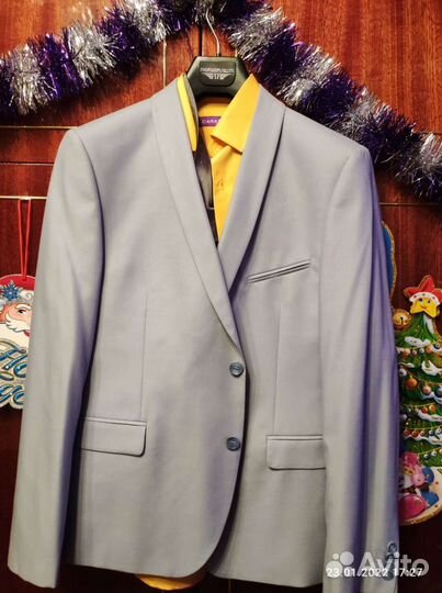 Мужской костюм