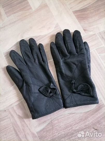 Перчатки женские кожаные новые