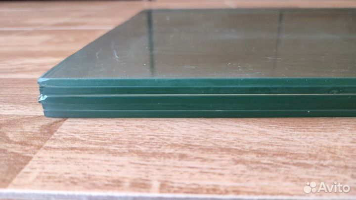 Стеклянные полки