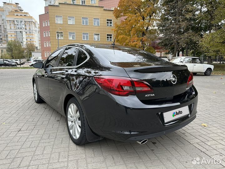 Opel Astra 1.4 AT, 2014, 198 500 км