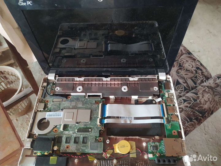 Разбор Asus eee pc 1011cx