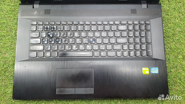 Ноутбук Lenovo i3/4 Gb/GT 720M 2 Gb