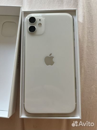 iPhone 11, 64 ГБ
