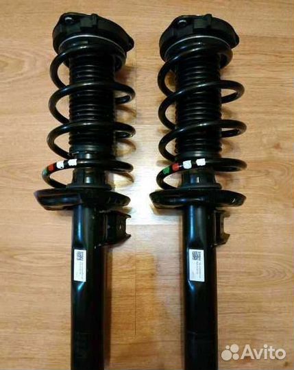 Амортизатор передний touareg