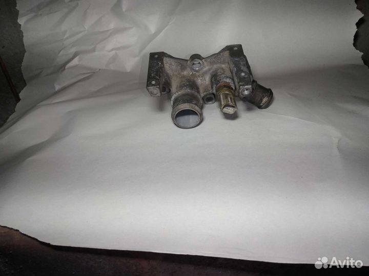 Фланец охлаждения Ford Focus 2