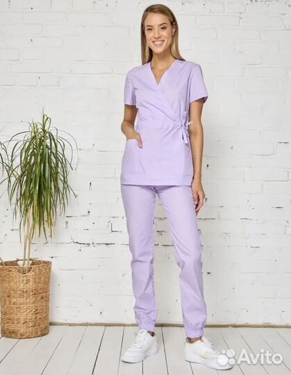 Костюм медецинскиц женский