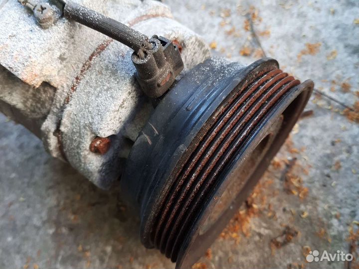Компрессор кондиционера toyota nadia 4472203402