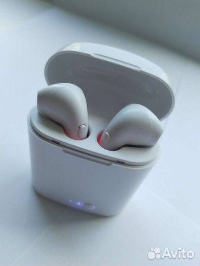Беспроводные наушники i7tws новые