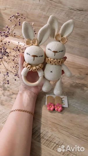 Игрушки, погремушки, пледы. Для самых маленьких