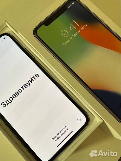 iPhone X, 64 ГБ