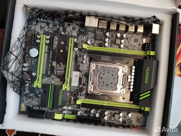 Huanan x79 2.49P \ LGA 2011