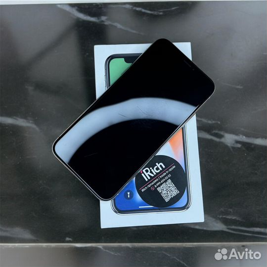 iPhone X, 64 ГБ