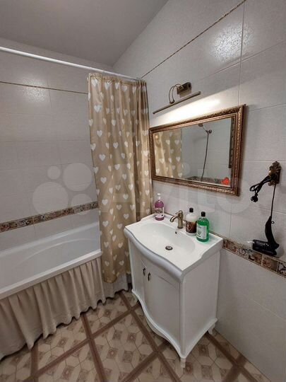 2-к. квартира, 65 м², 8/16 эт.