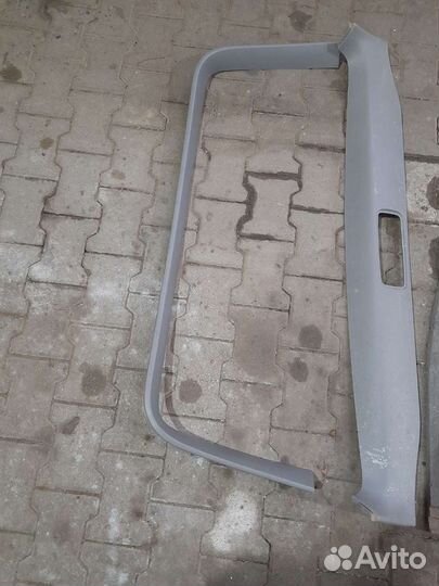 Обшивка задней двери ленд крузер 100