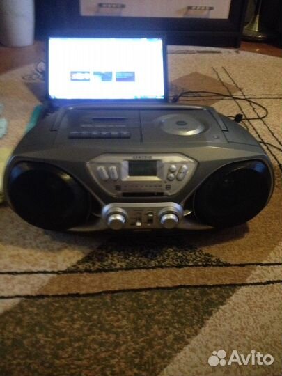 Магнитола Samsung RCD-S30,Polaroid 600