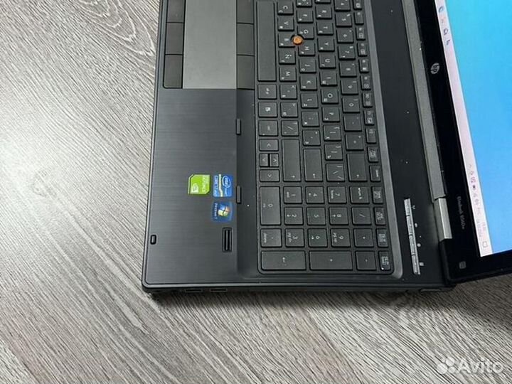 HP Elitebook i7