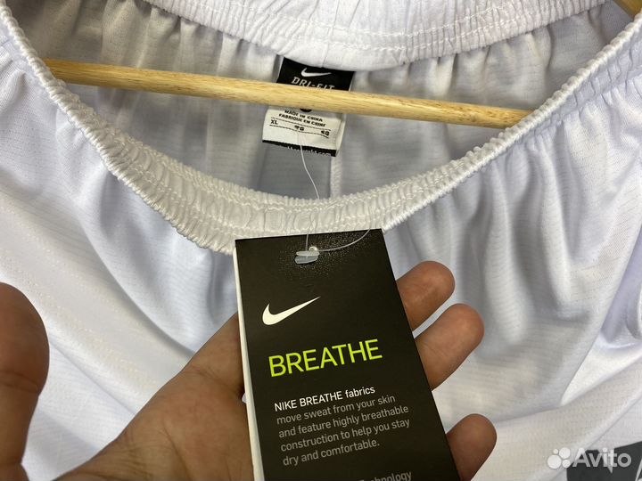 Шорты Nike белые новые