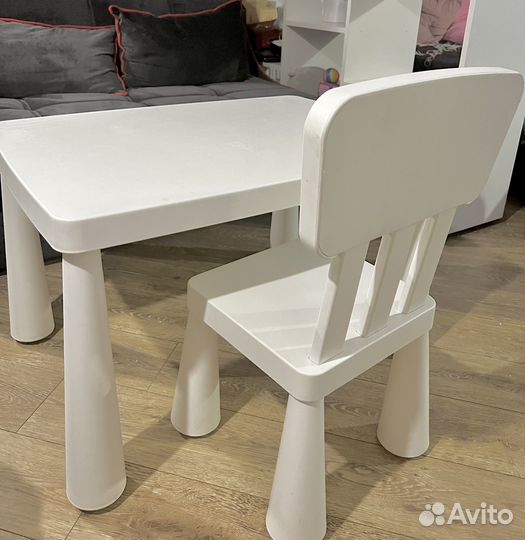 Детский стол и стульчик