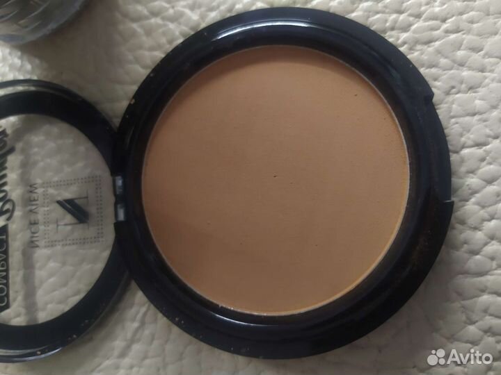 Пудра компактная нов