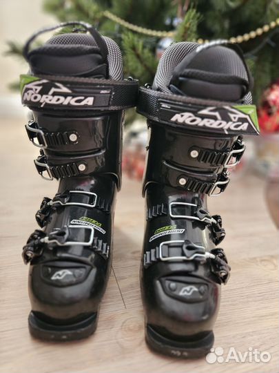 Горнолыжные ботинки детские 22