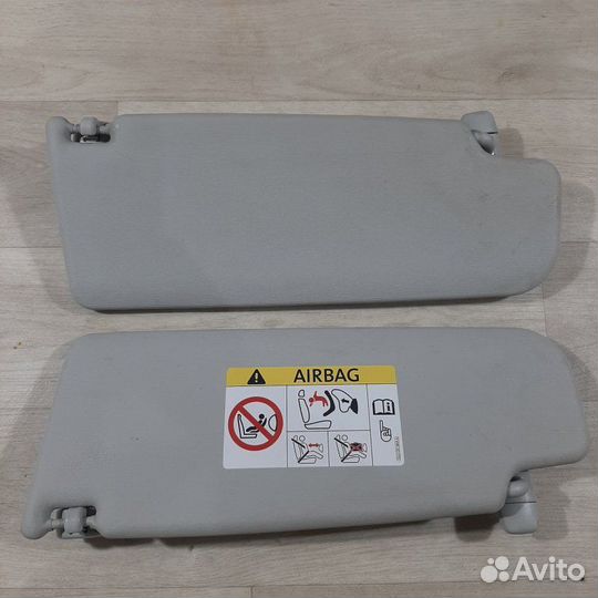 Козырек солнцезащитный Volkswagen Polo седан 2016