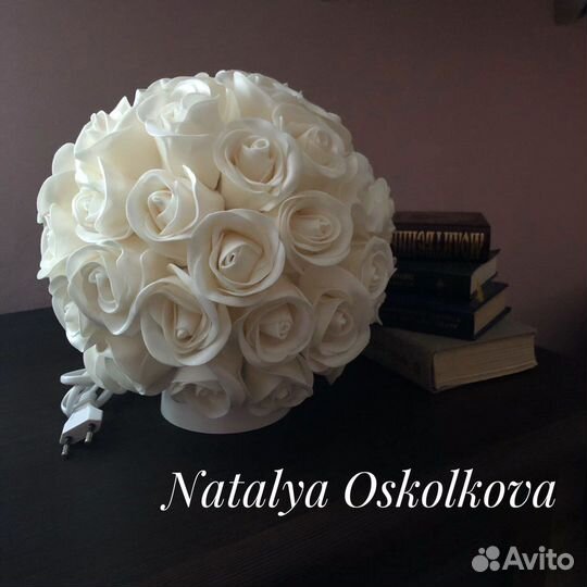 Ростовые цветы и светильники из изолона