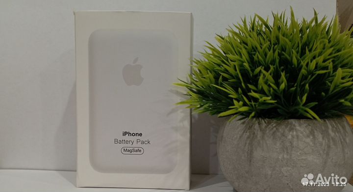 Внешний акумулятор Apple