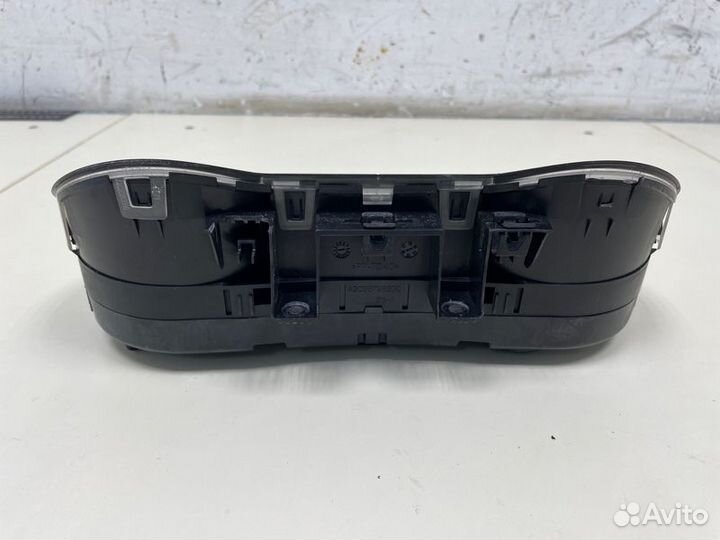 Панель приборов Volkswagen Polo cwvb (1600CC