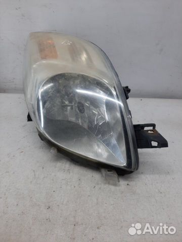 Фара передняя правая Toyota Yaris хэтчбэк 5 дв