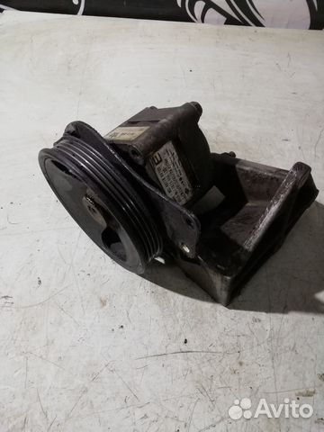 Насос гидроусилителя руля Nissan Primera P12