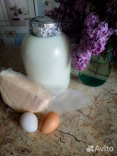 Молоко козье, сыр, сметана, творог, яйца куриные
