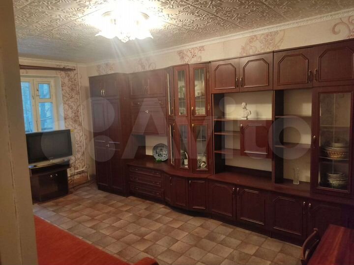 2-к. квартира, 56 м², 3/5 эт.