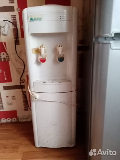 Кулер для воды