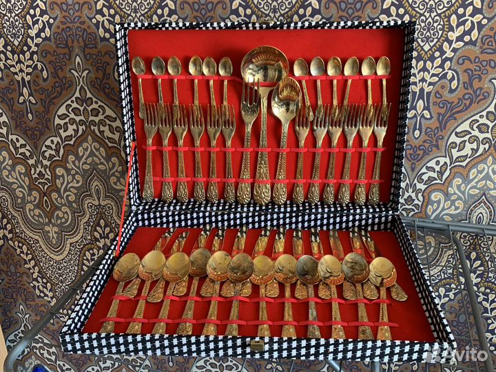 Винтажный столовый набор