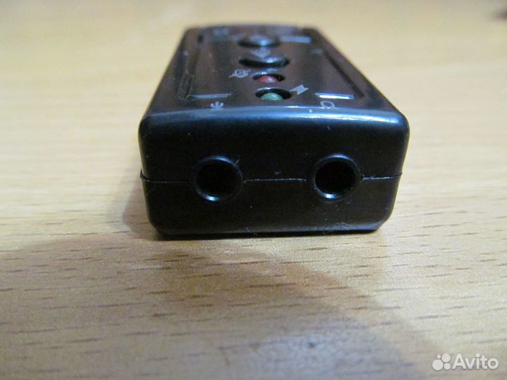 Внешний мини-адаптер USB для звуковой карты