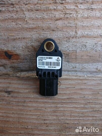 Датчик air bag Mitsubishi Lancer 10