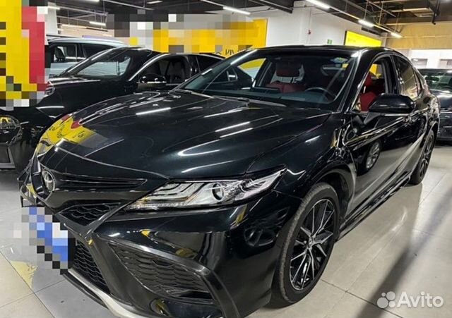 Toyota Camry 2.0 CVT, 2022, 23 000 км с пробегом, цена 2450000 руб.