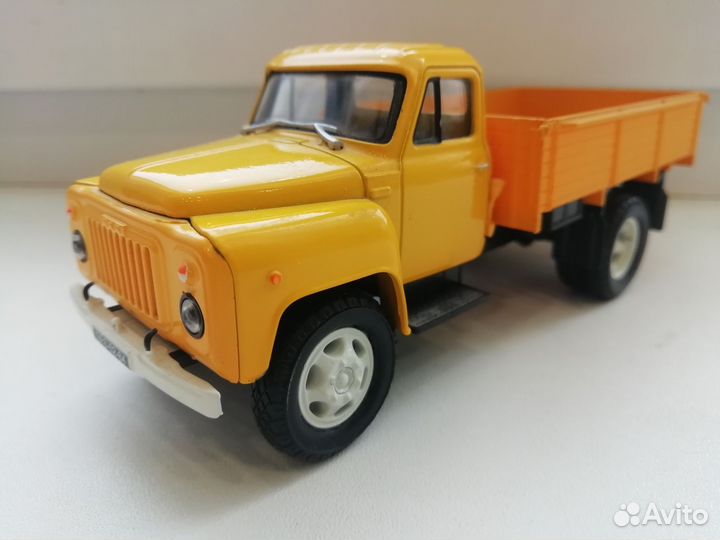 Модель грузовика Газ 52-84 нап