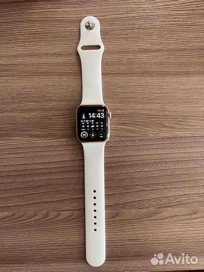 Часы apple watch se 40 mm
