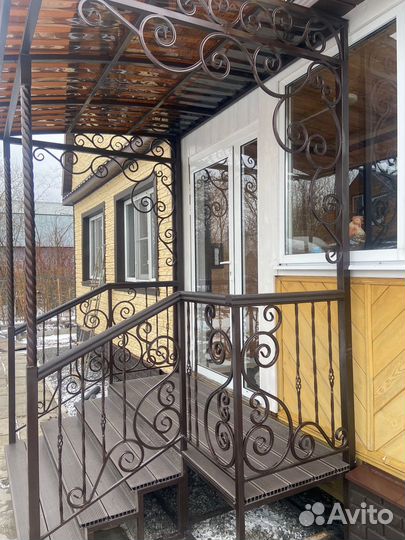 Крыльцо металлическое