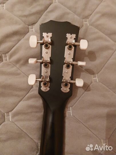 Классическая гитара б/у