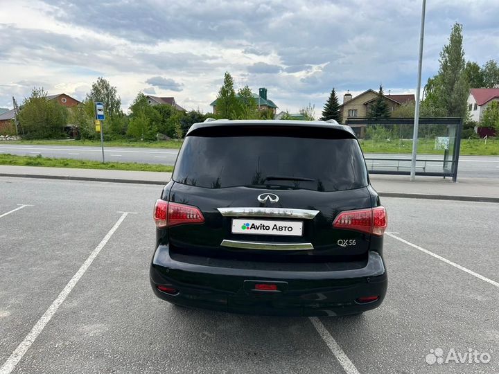 Infiniti QX56 5.6 AT, 2012, 215 000 км