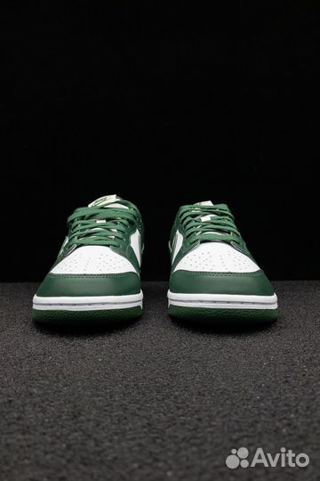 Nike Dunk Low Michigan State 41EUR / 26CM