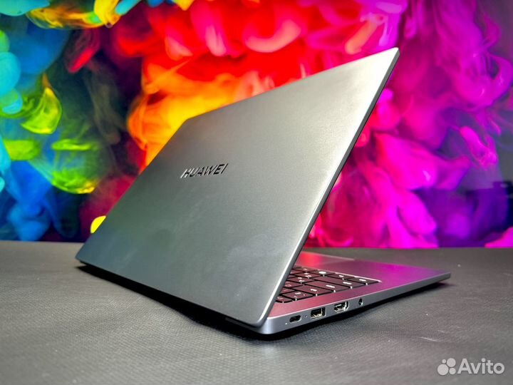 Ультрабук Huawei MateBook D 14 / Core i5 / Iris Xe