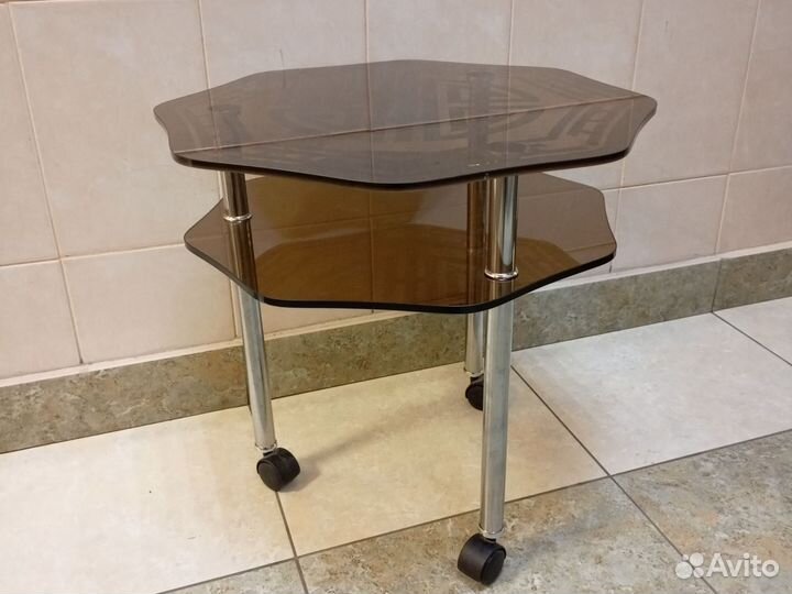 Журнальный столик