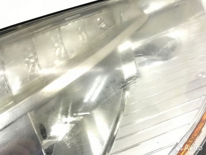 Фара правая Citroen C4 Picasso универсал HDI 2007