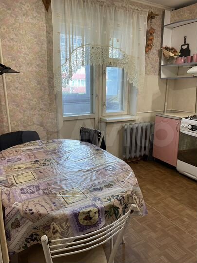 3-к. квартира, 84 м², 1/9 эт.