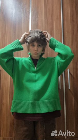 Яркий свитер Zara