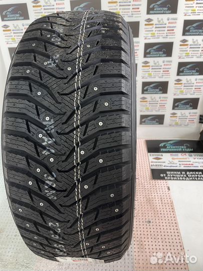 Kumho WinterCraft Ice WI31 215/55 R17 98T